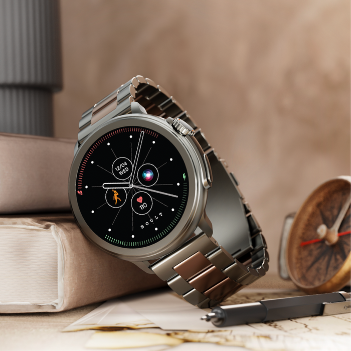 Boult Cosmic R | Smartwatch with 475 Nits HD Screen